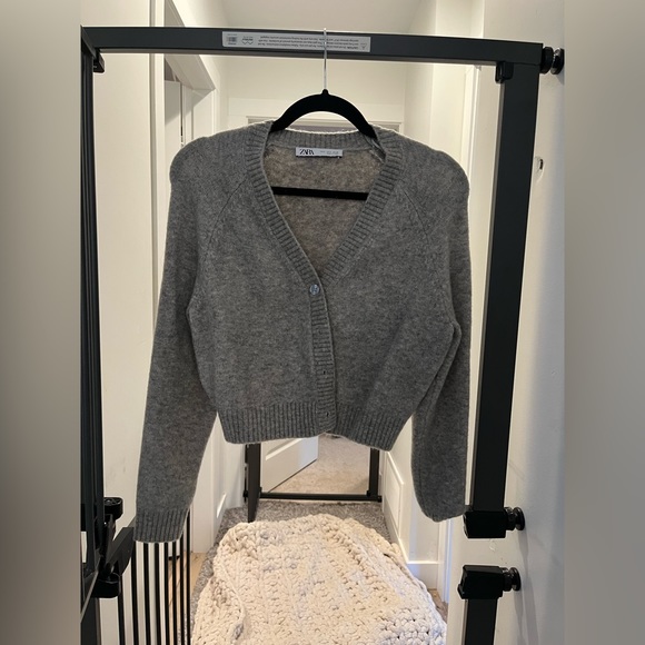 Zara Cropped Cardigan - Picture 4 of 4